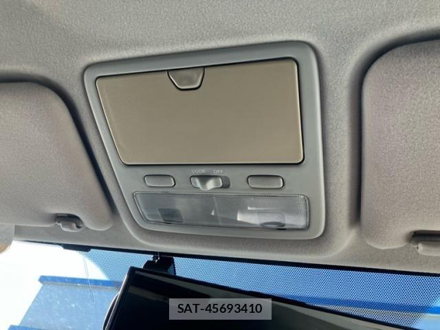 Toyota ALPHARD 2005-12 8244520-21