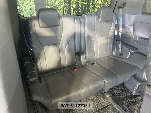Toyota ALPHARD 2024-11 8244476-9