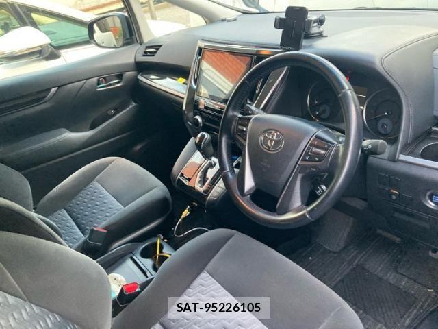 Toyota ALPHARD 2017-12 8244508-9