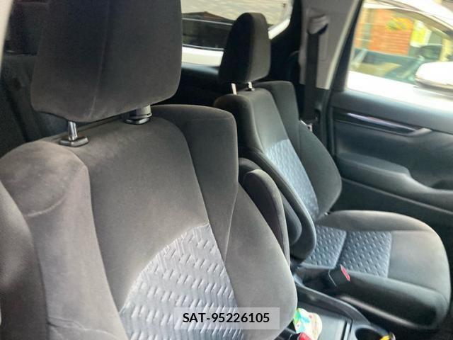 Toyota ALPHARD 2017-12 8244508-10