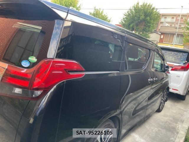 Toyota ALPHARD 2017-12 8244508-3