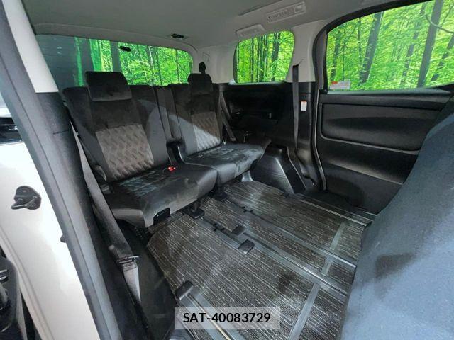 Toyota ALPHARD 2020-04 8244499-11