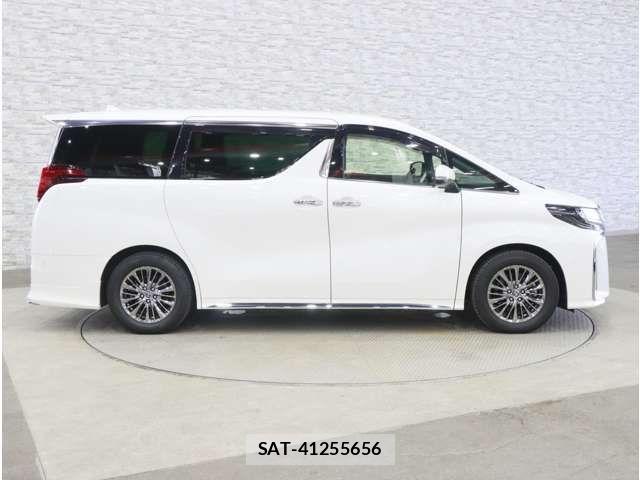 Toyota ALPHARD 2021-07 8312760-14