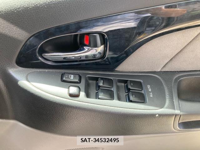 Toyota ALPHARD 2004-09 8312812-12