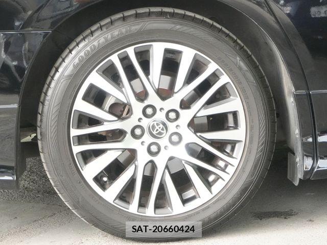 Toyota ALPHARD 2015-09 8312793-29