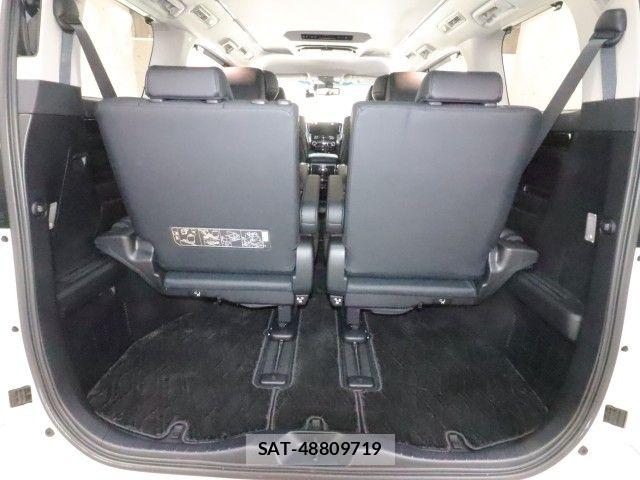 Toyota ALPHARD 2019-09 8312771-15