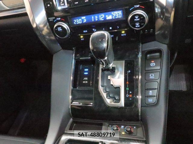 Toyota ALPHARD 2019-09 8312771-27