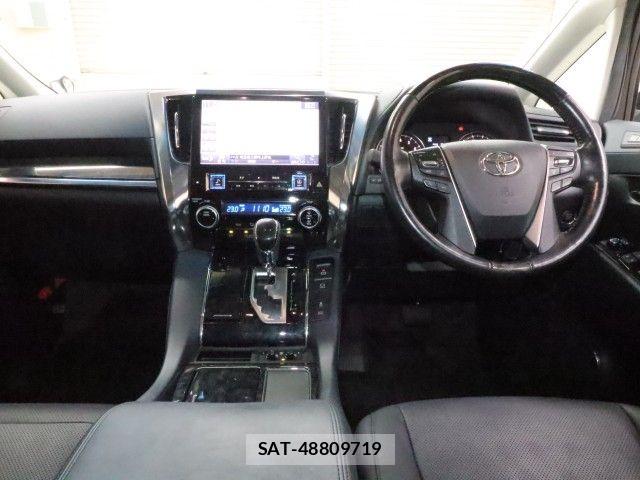 Toyota ALPHARD 2019-09 8312771-2