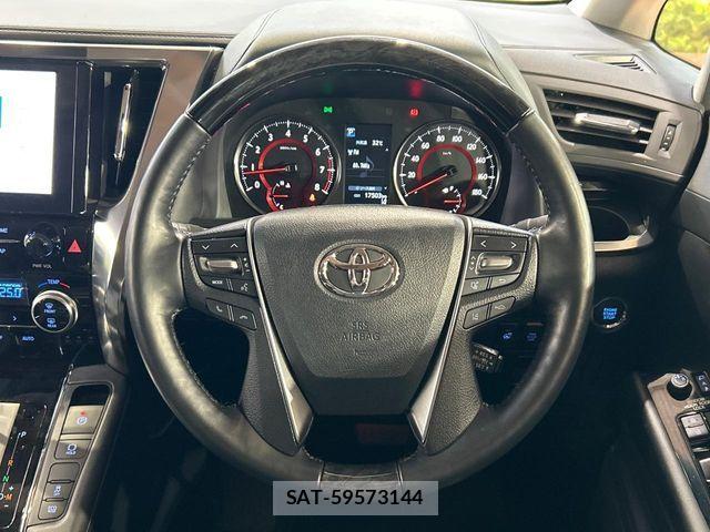 Toyota ALPHARD 2022-04 8312729-11