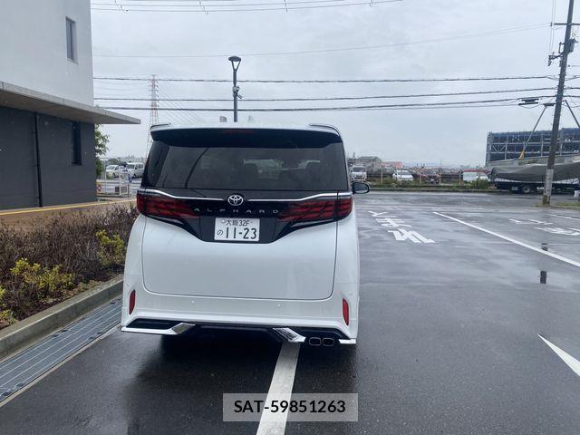 Toyota ALPHARD 2023-11 8312706-2