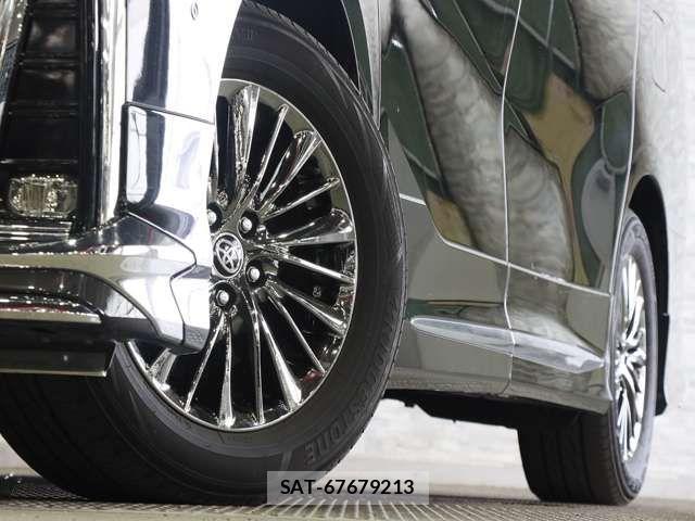 Toyota ALPHARD 2022-05 8312744-17