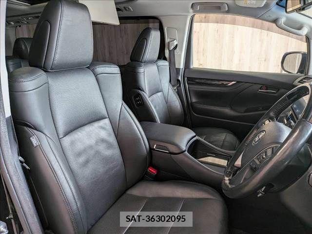 Toyota ALPHARD 2019-04 8312790-9