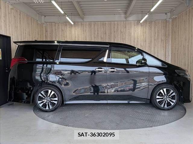 Toyota ALPHARD 2019-04 8312790-19
