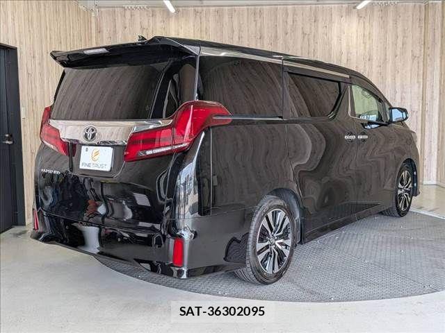 Toyota ALPHARD 2019-04 8312790-21