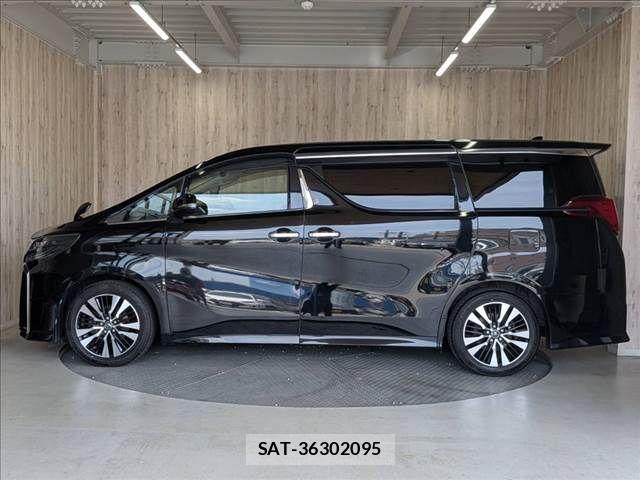 Toyota ALPHARD 2019-04 8312790-23