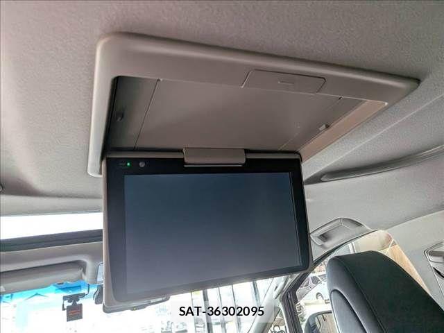 Toyota ALPHARD 2019-04 8312790-6