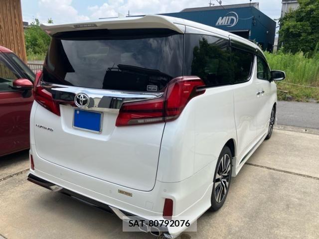 Toyota ALPHARD 2022-11 8312732-2
