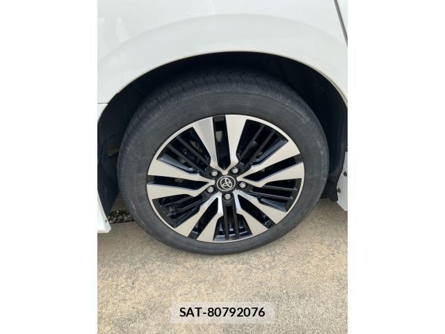 Toyota ALPHARD 2022-11 8312732-4