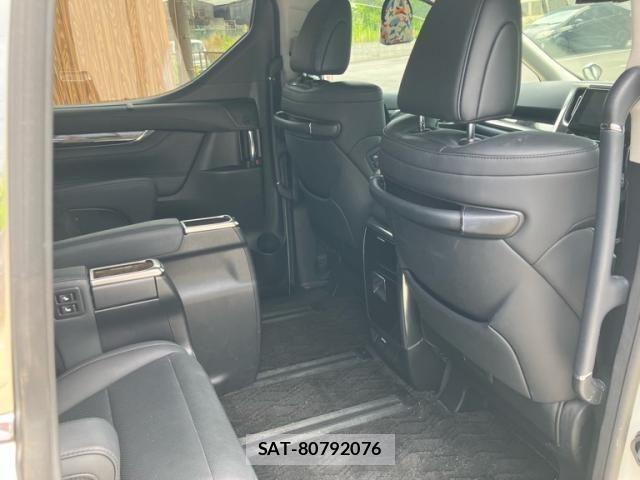 Toyota ALPHARD 2022-11 8312732-7
