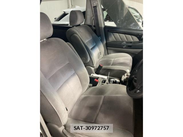 Toyota ALPHARD 2006-03 8312814-13