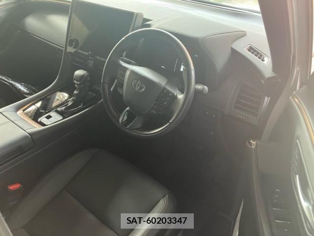 Toyota ALPHARD 2024-11 8312715-4