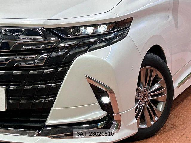 Toyota ALPHARD 2024-02 8312710-12