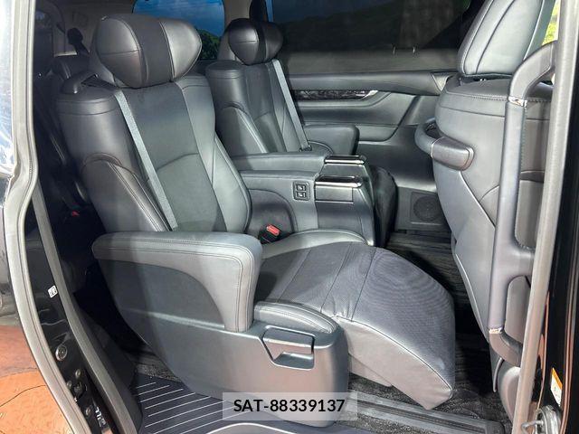 Toyota ALPHARD 2022-12 8312730-8