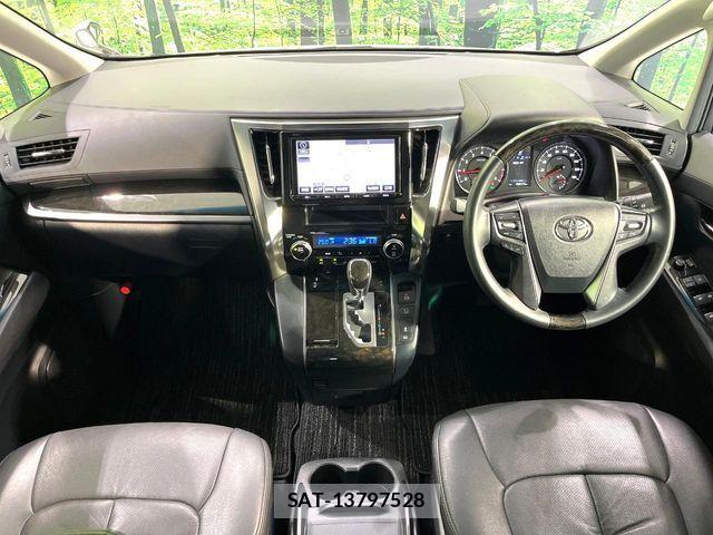 Toyota ALPHARD 2016-09 8312792-1