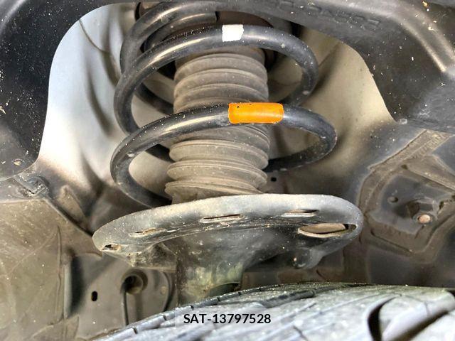 Toyota ALPHARD 2016-09 8312792-19