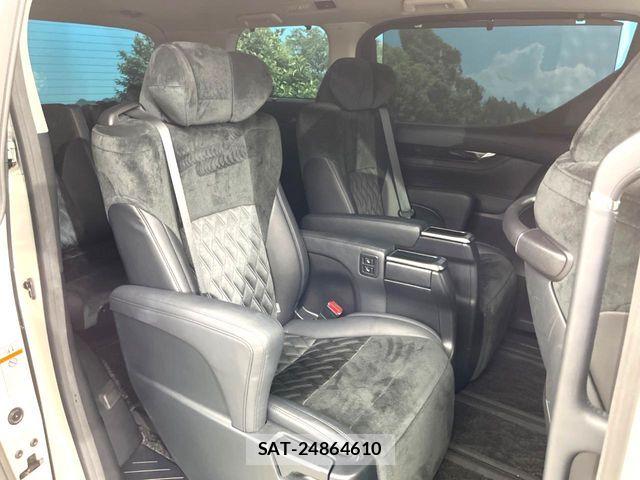 Toyota ALPHARD 2017-05 8312791-7