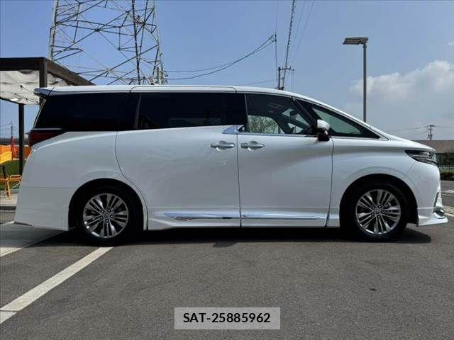Toyota ALPHARD 2024-04 8312711-11