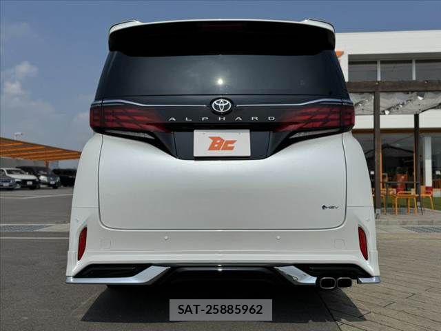 Toyota ALPHARD 2024-04 8312711-13