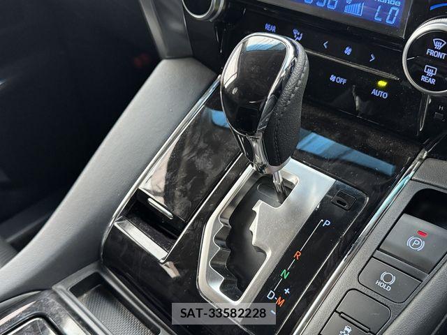 Toyota ALPHARD 2022-03 8312775-15