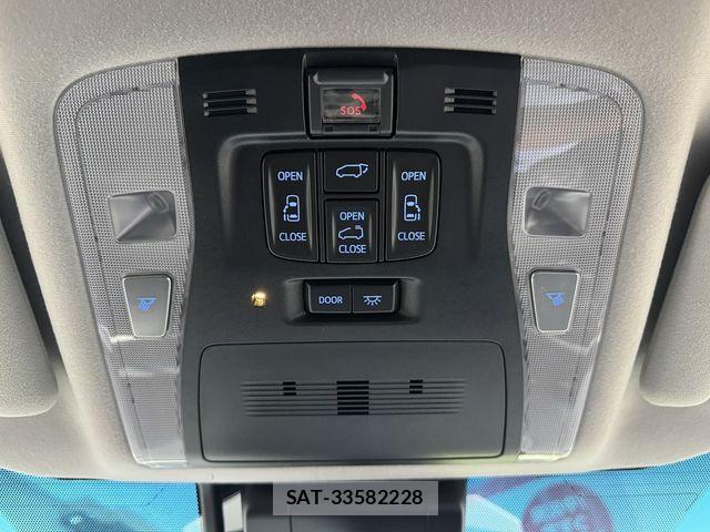 Toyota ALPHARD 2022-03 8312775-21