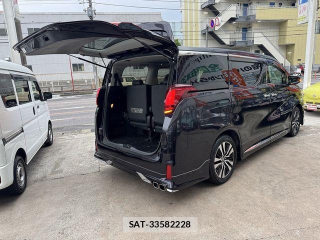 Toyota ALPHARD 2022-03 8312775-22