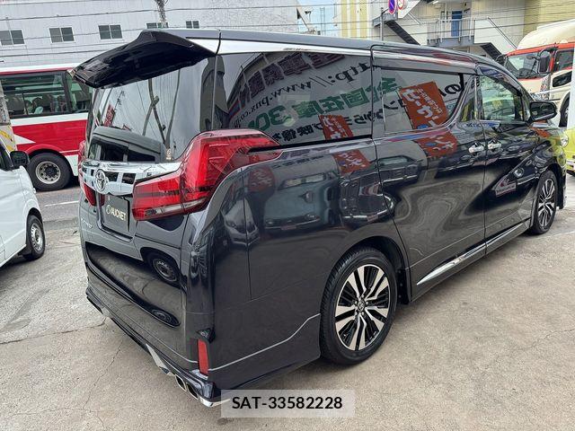 Toyota ALPHARD 2022-03 8312775-6