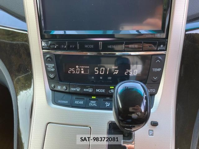 Toyota ALPHARD 2013-10 8312799-13