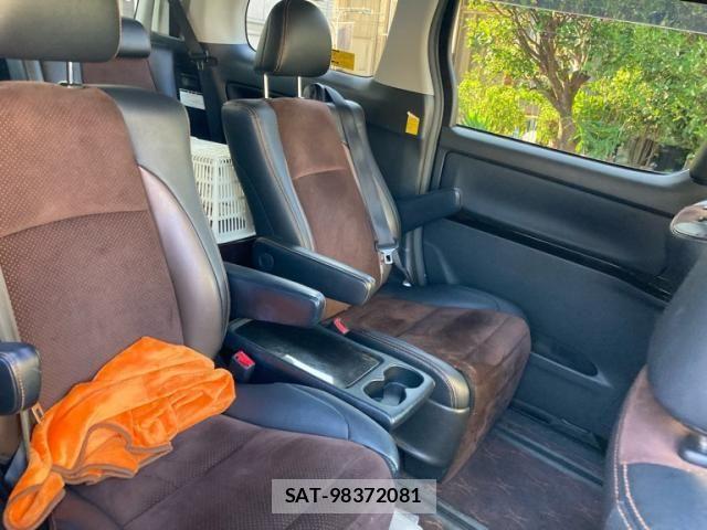Toyota ALPHARD 2013-10 8312799-6