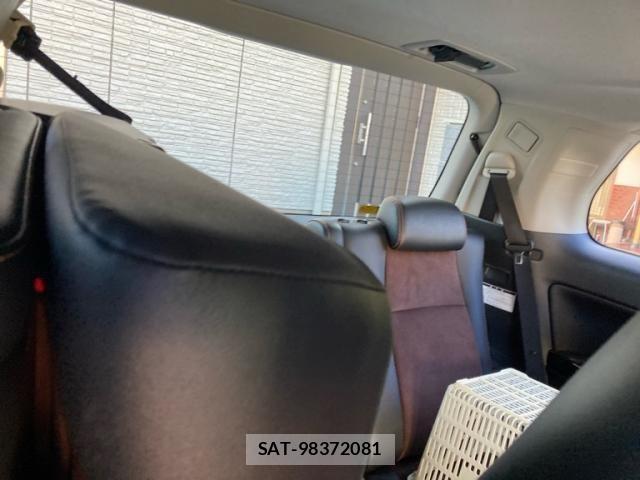 Toyota ALPHARD 2013-10 8312799-7