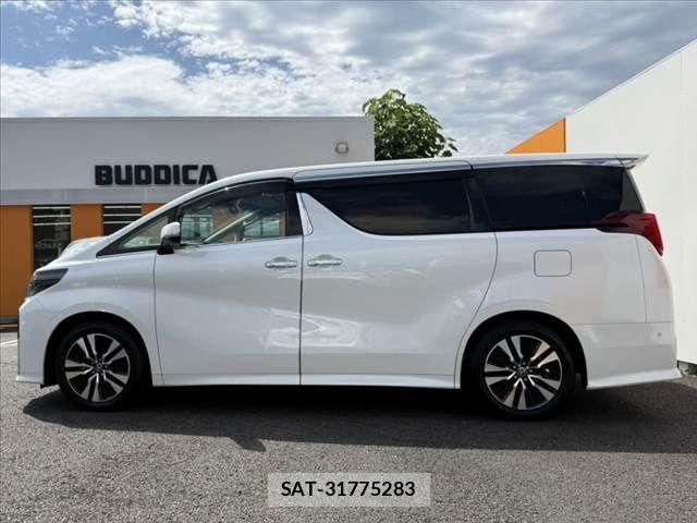 Toyota ALPHARD 2021-09 8312754-10