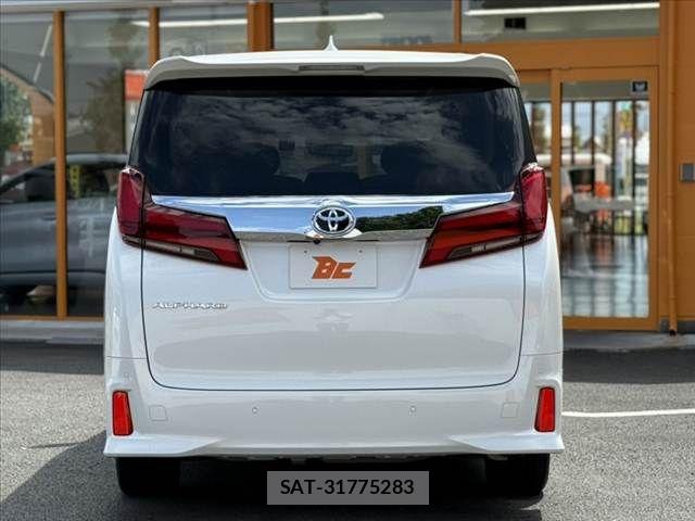 Toyota ALPHARD 2021-09 8312754-13