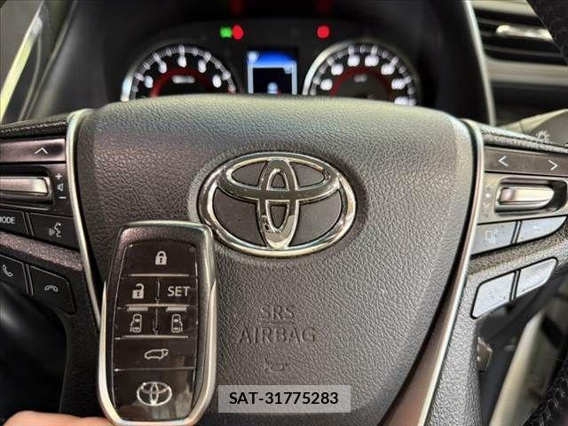 Toyota ALPHARD 2021-09 8312754-2