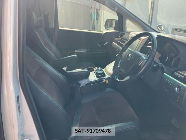 Toyota ALPHARD 2014-05 8312801-16