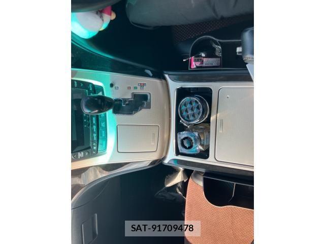 Toyota ALPHARD 2014-05 8312801-19
