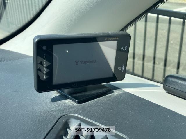 Toyota ALPHARD 2014-05 8312801-23