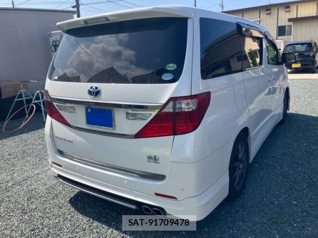 Toyota ALPHARD 2014-05 8312801-3