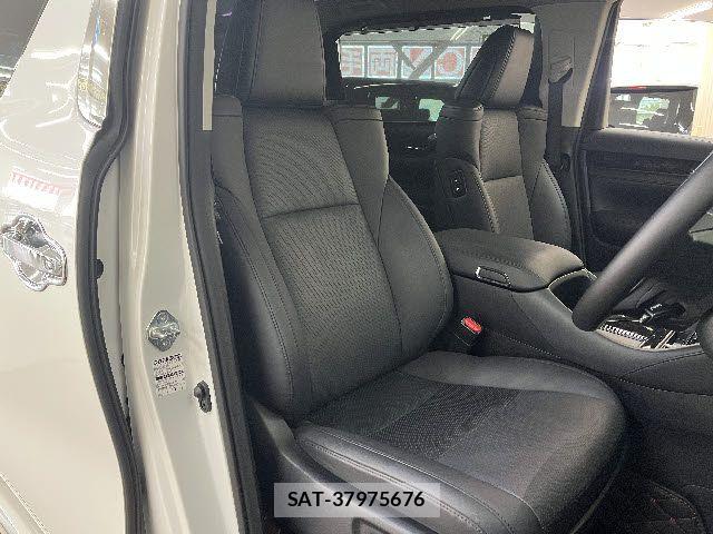 Toyota ALPHARD 2022-09 8312728-3