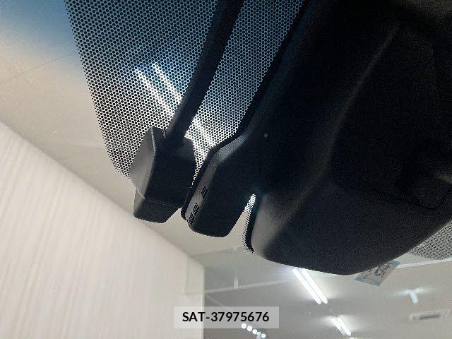 Toyota ALPHARD 2022-09 8312728-5