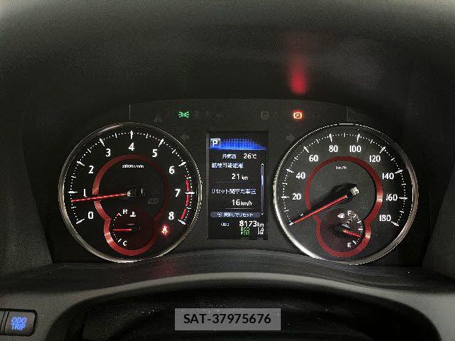 Toyota ALPHARD 2022-09 8312728-7
