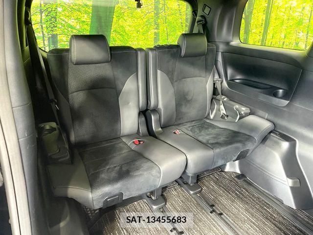 Toyota ALPHARD 2022-10 8312759-9
